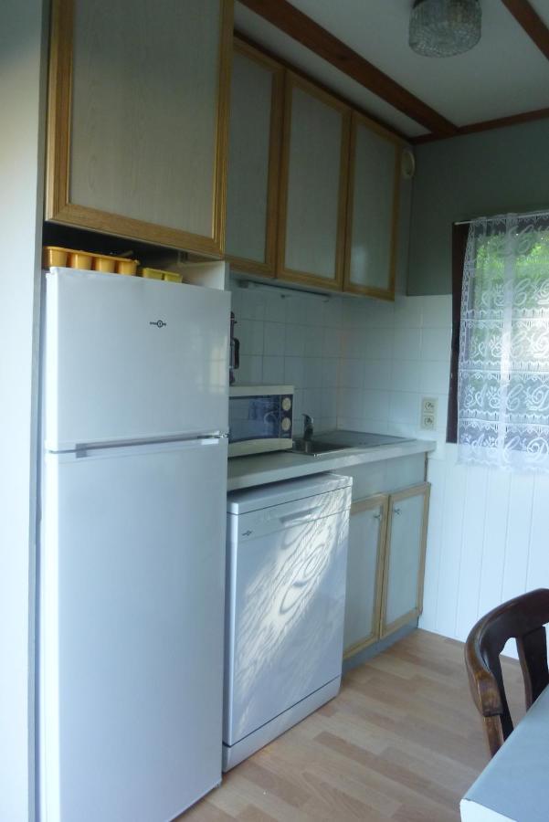 3 Gites - Relais Du Saussay In Pertheville Ners Екстериор снимка